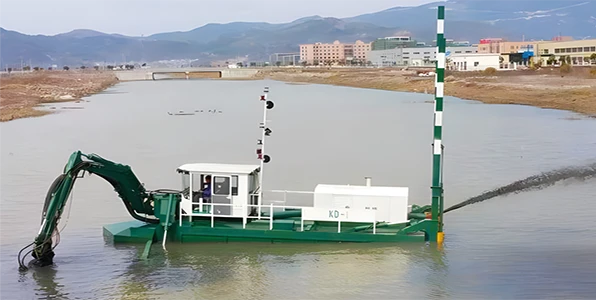 Amphibious Boat