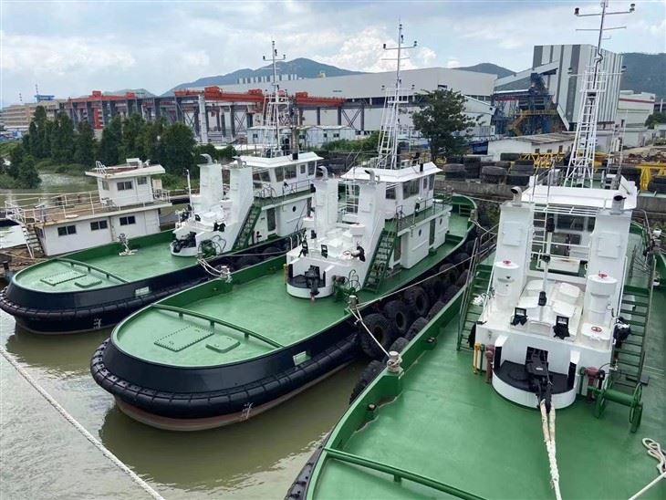 Tug Top Push Boat